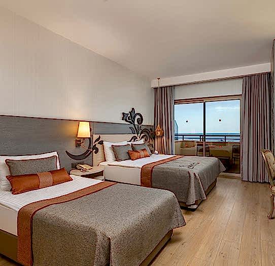 Standart Deniz Manzaralı Oda