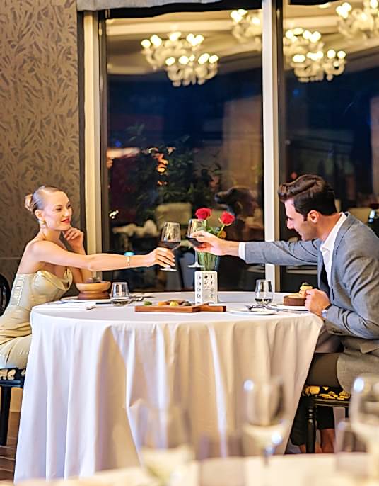 FINE & DELICIOUS DINING