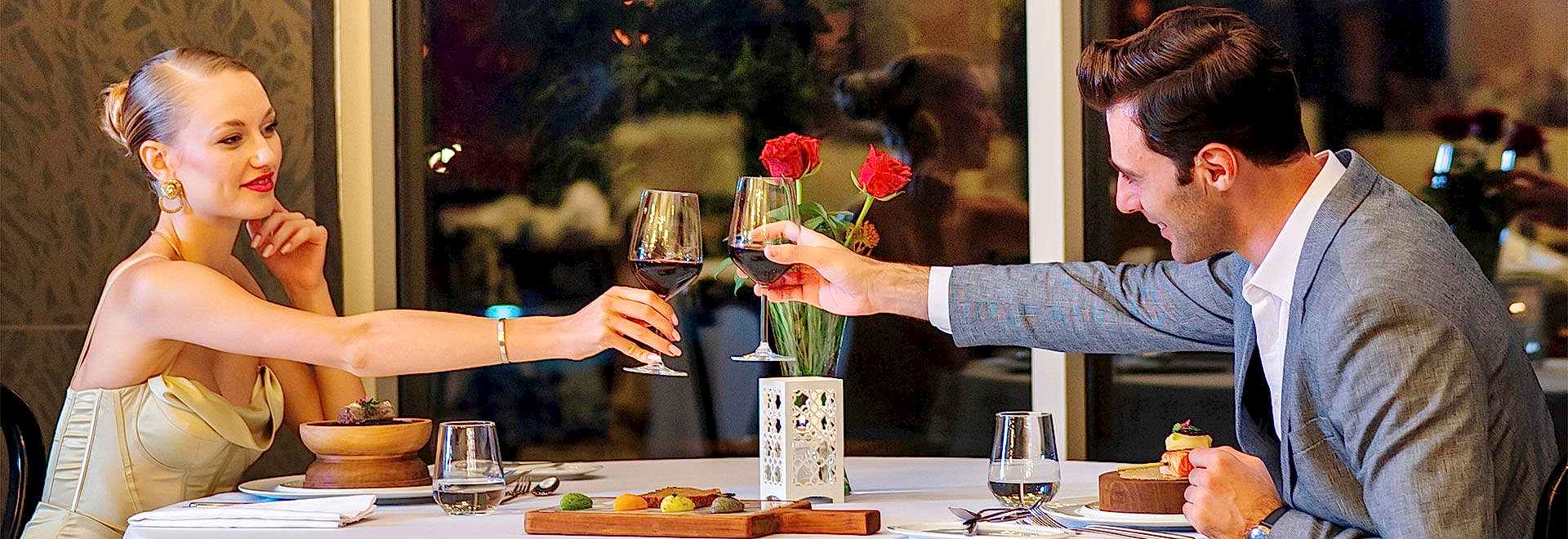 FINE & DELICIOUS DINING